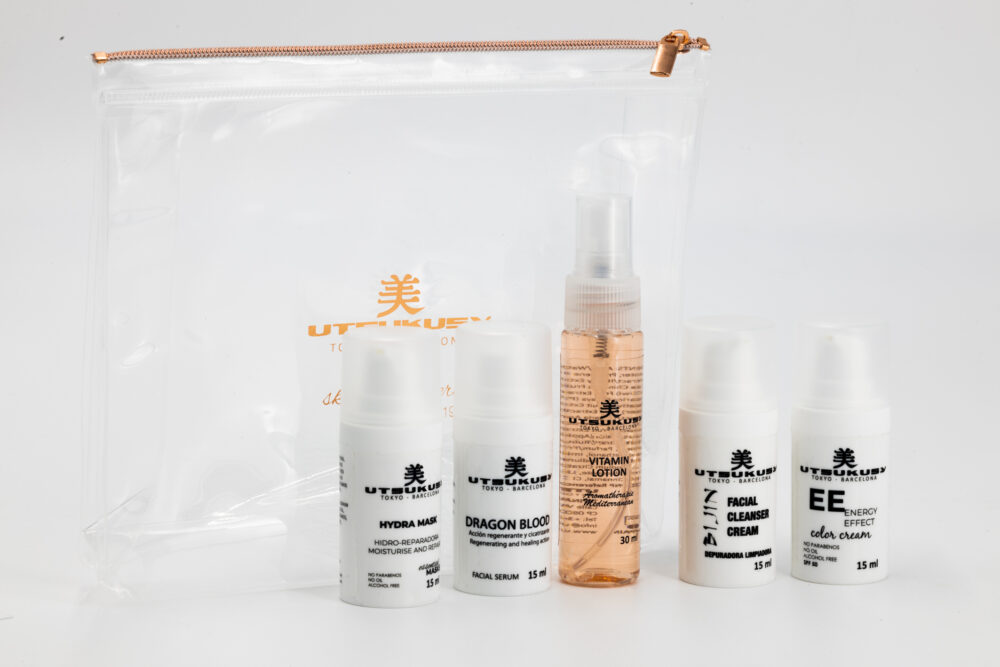 Set mini tallas Utsukusy Cosmetics. Cosmeticos para viajar